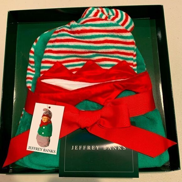𝅺💚❤️🎄ADORABLE Baby Elf Swaddle and Hat set-Brand New💚❤️ - Picture 4 of 5